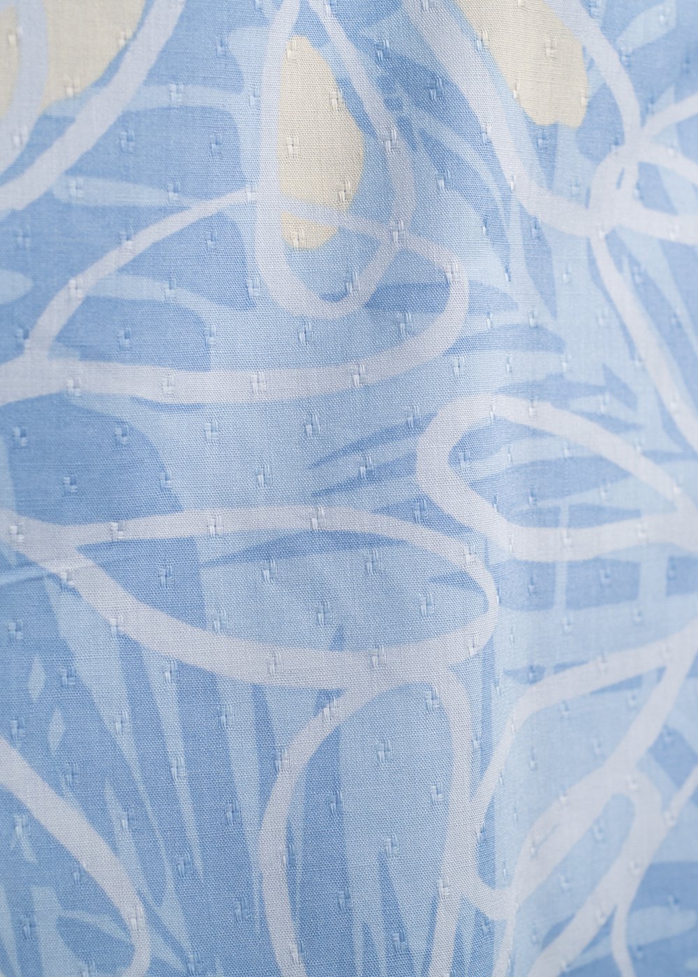 かりゆしウェア（沖縄版アロハシャツ） MAJUN - シェフレラライン