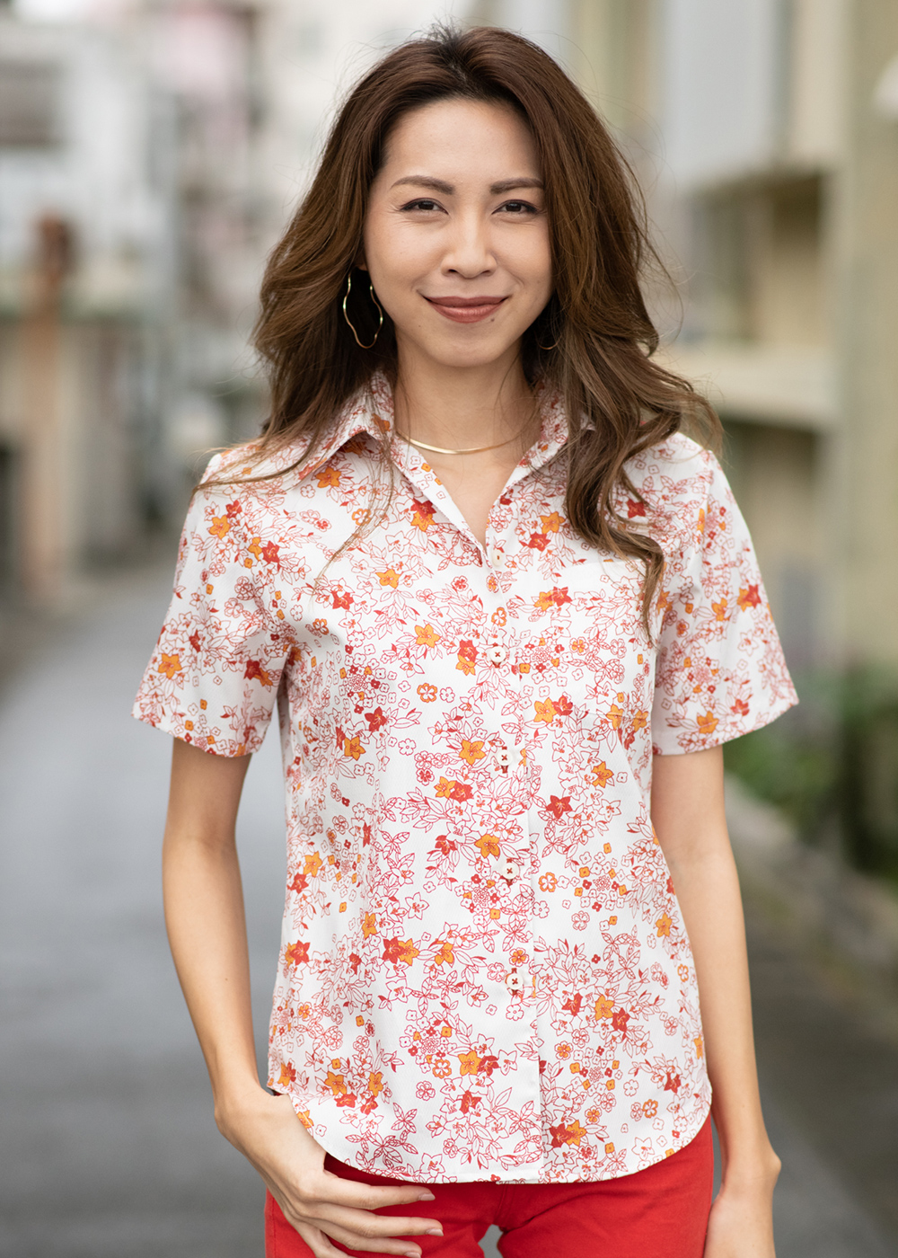 かりゆしウェア（沖縄版アロハシャツ） MAJUN - ミニラインフラワー