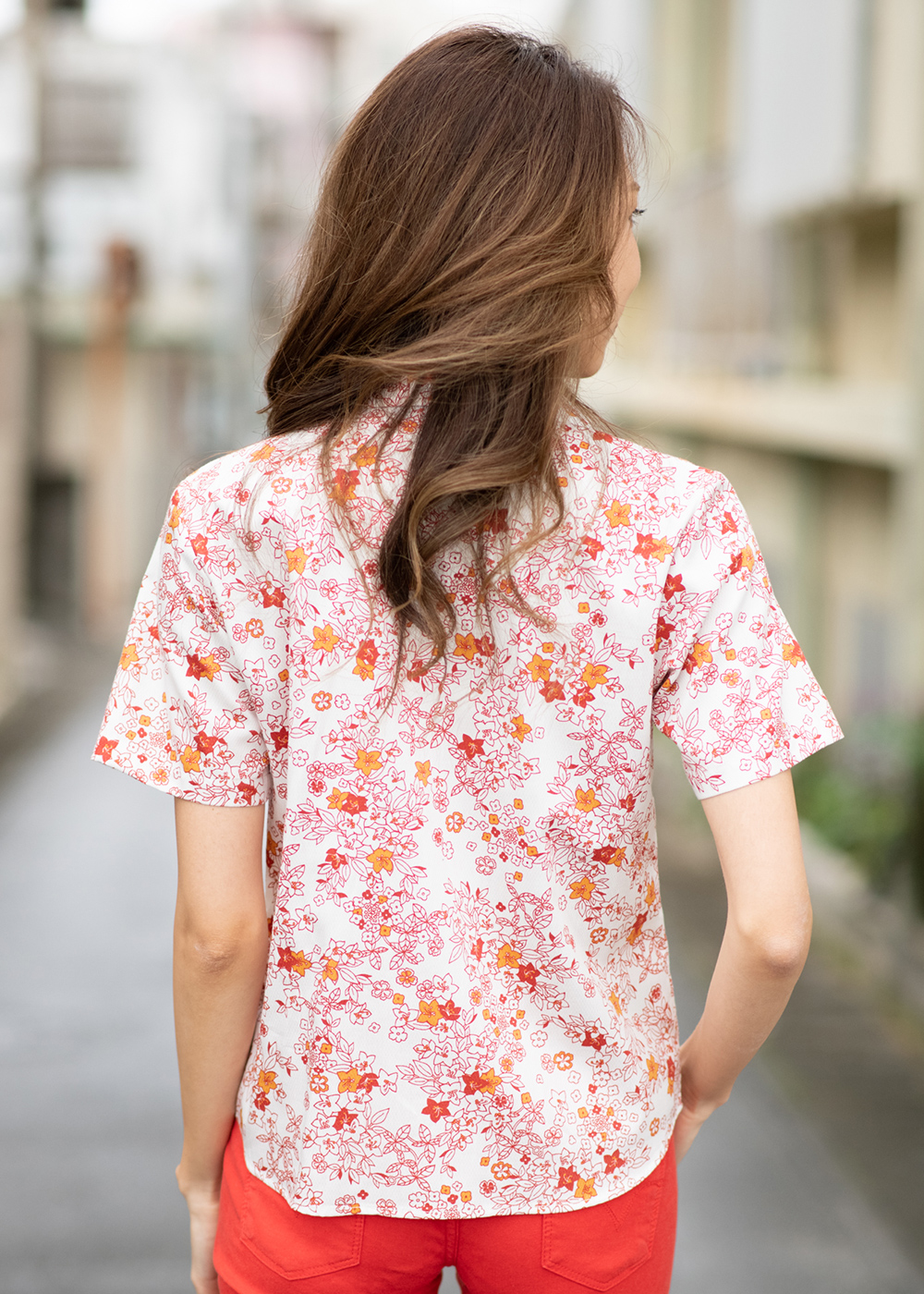 かりゆしウェア（沖縄版アロハシャツ） MAJUN - ミニラインフラワー