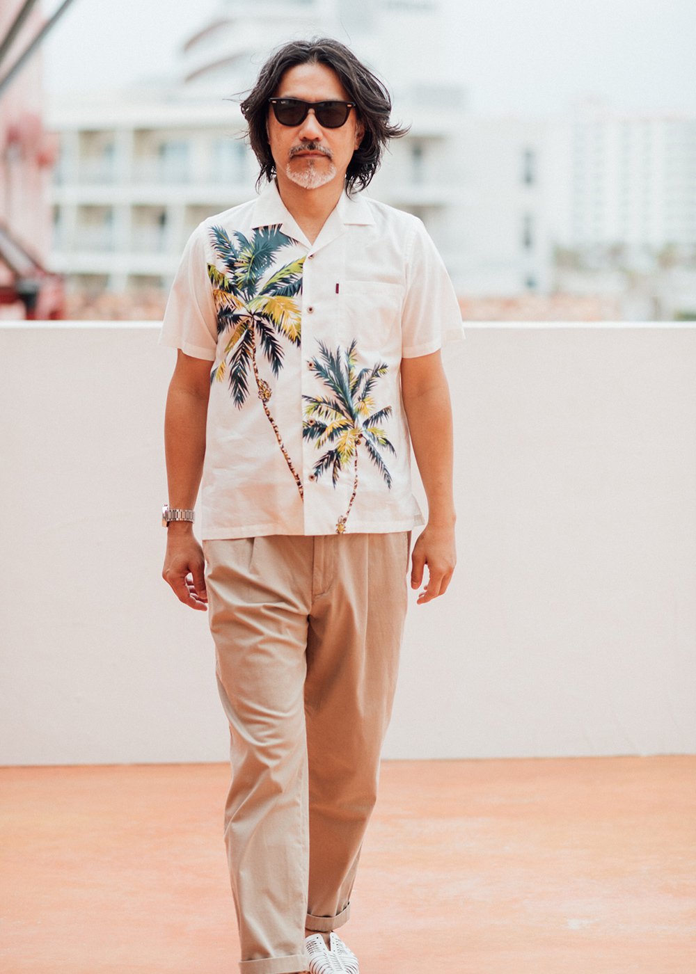 かりゆしウェア（沖縄版アロハシャツ） MAJUN - インパクトパーム