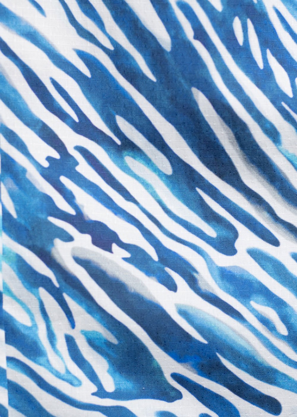 かりゆしウェア（沖縄版アロハシャツ） MAJUN - 気魂の波