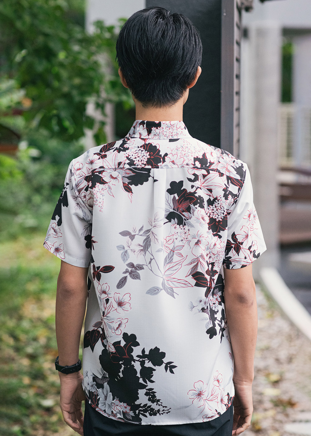 かりゆしウェア（沖縄版アロハシャツ） MAJUN - イジュの花
