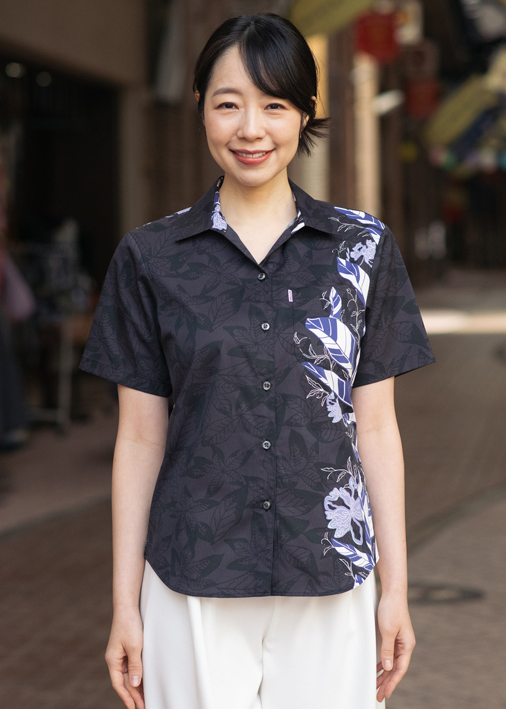 かりゆしウェア（沖縄版アロハシャツ） MAJUN - クロトンコイル