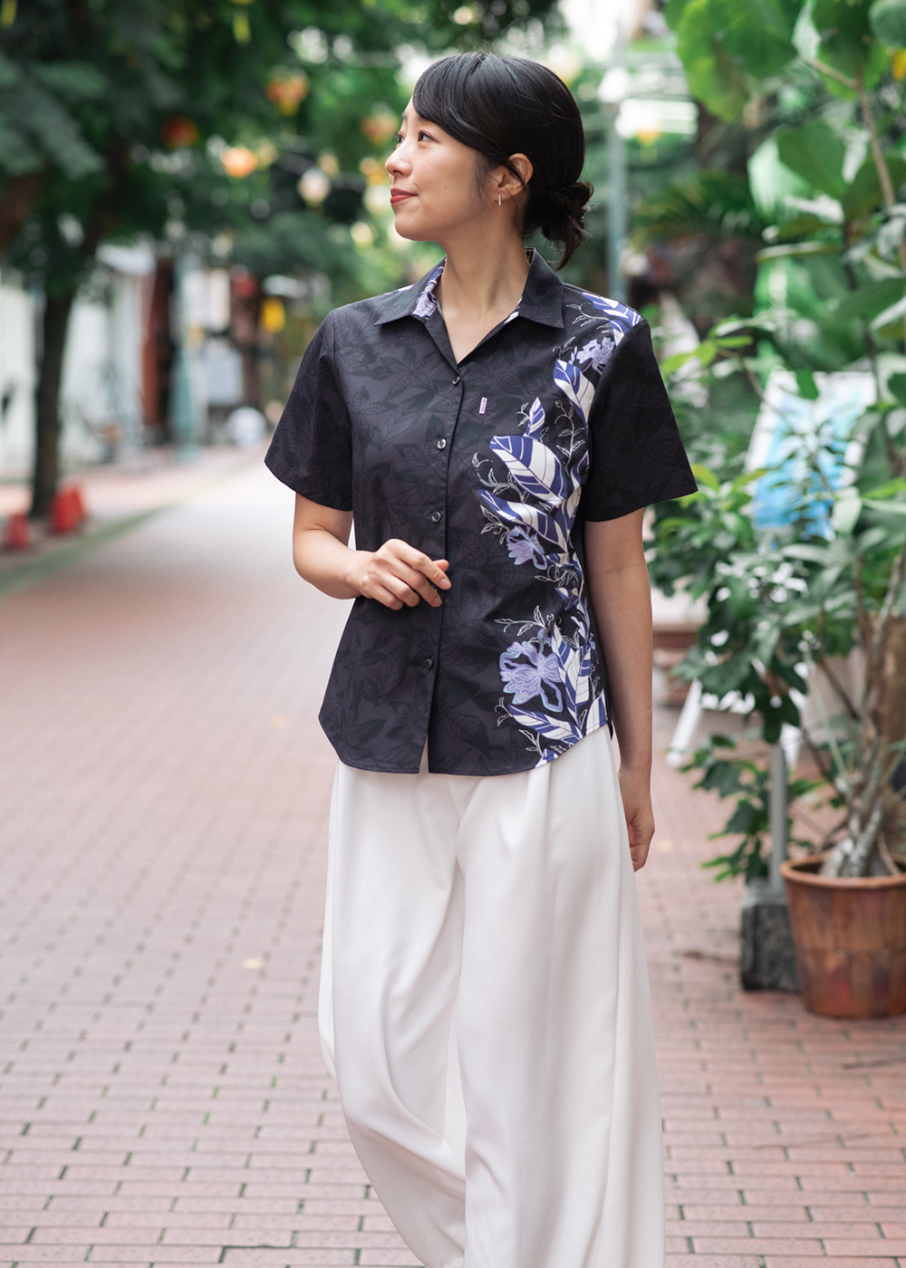 かりゆしウェア（沖縄版アロハシャツ） MAJUN - クロトンコイル