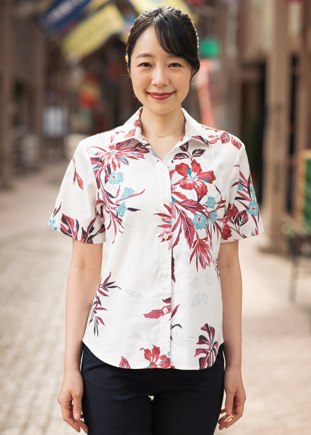 かりゆしウェア（沖縄版アロハシャツ） MAJUN - 祝福の庭