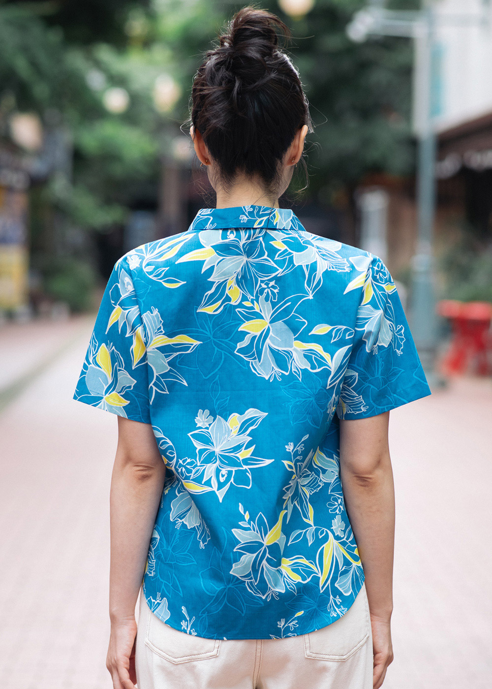 かりゆしウェア（沖縄版アロハシャツ） MAJUN - ファジーピーチ