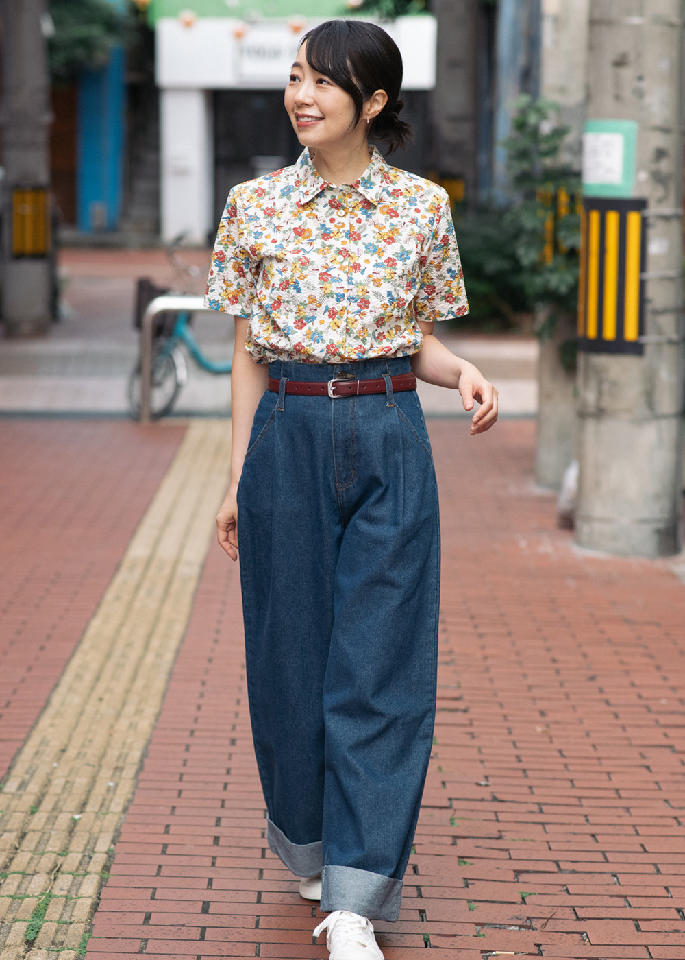 かりゆしウェア（沖縄版アロハシャツ） MAJUN - トロピカルブルーム