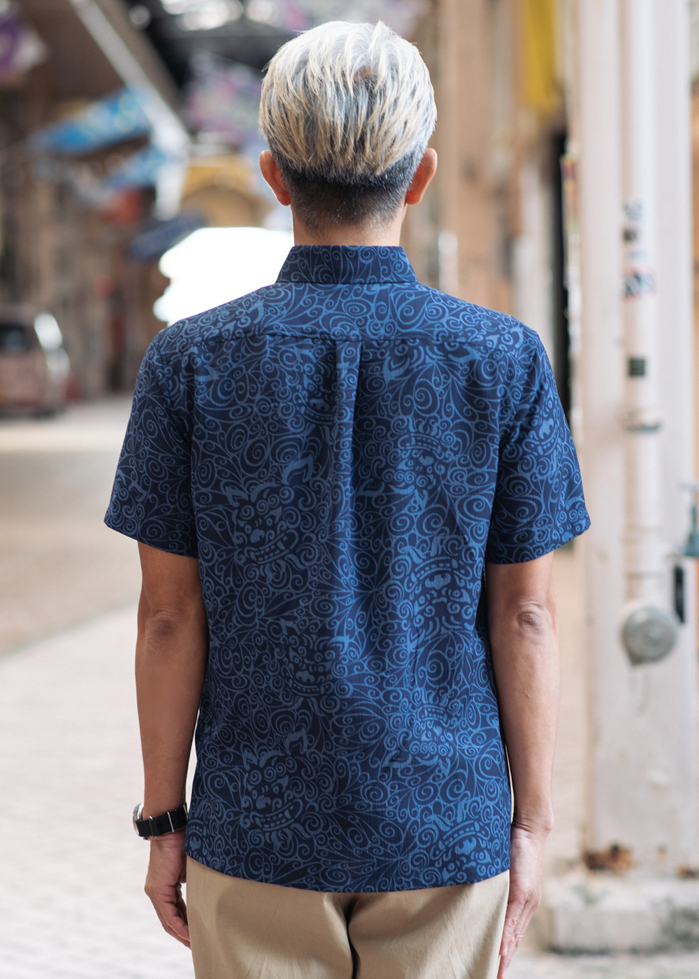 かりゆしウェア（沖縄版アロハシャツ） MAJUN - スパイラルシーサー