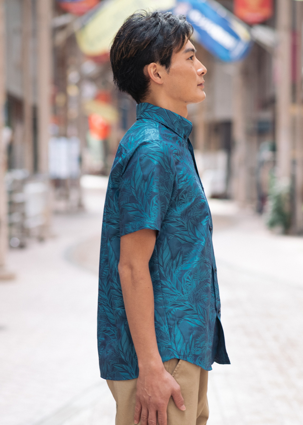 かりゆしウェア（沖縄版アロハシャツ） MAJUN - レインフォレストエコー
