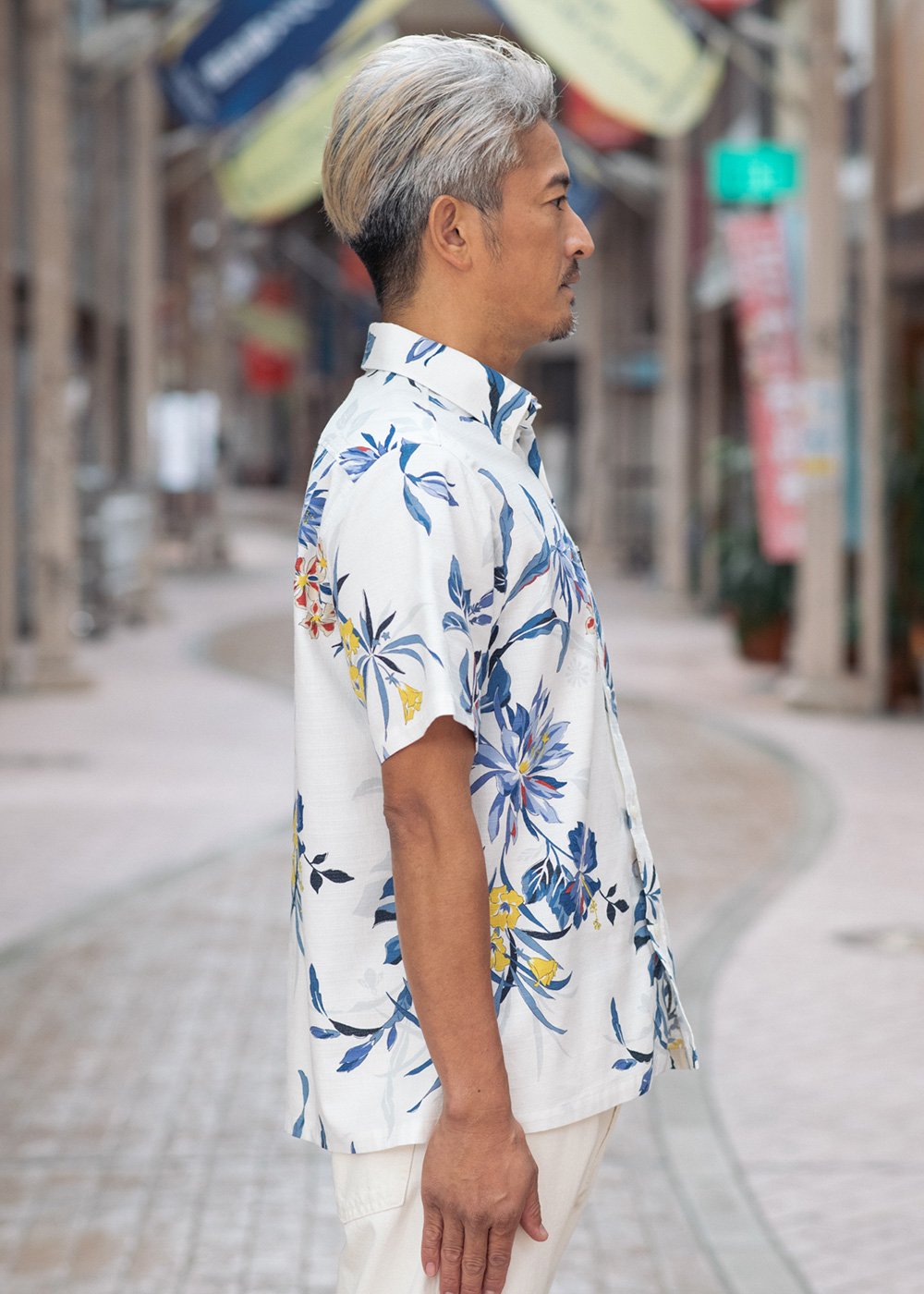 かりゆしウェア（沖縄版アロハシャツ） MAJUN - 祝福の庭