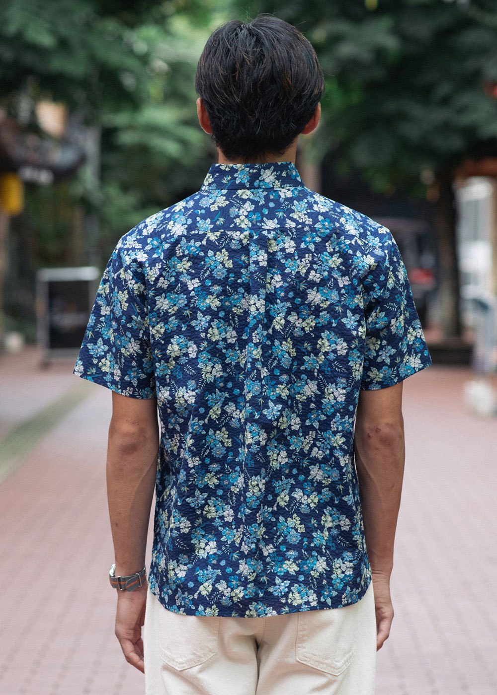 かりゆしウェア（沖縄版アロハシャツ） MAJUN - トロピカルブルーム