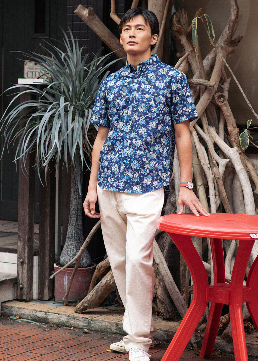 かりゆしウェア（沖縄版アロハシャツ） MAJUN - トロピカルブルーム