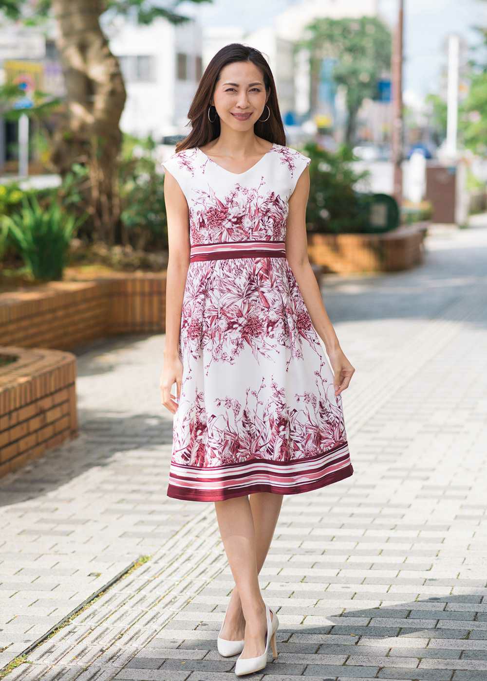 【Dolce&Gabbana】ワンピース ミディアム丈 半袖 Uネック Dolce&Gabbana】ワンピース ミディアム丈 半袖 Uネック (Dolce