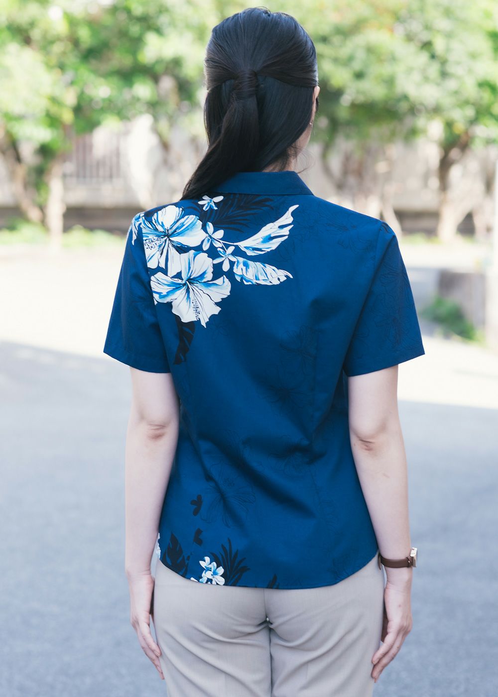 クリスタリアハイビ | かりゆしウェア（沖縄版アロハシャツ）専門店