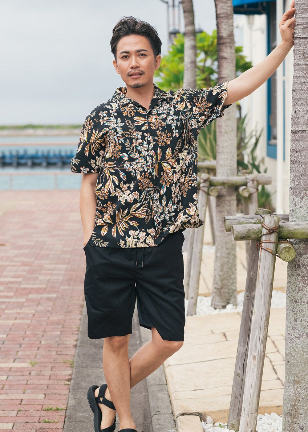 フォレスティブテック | かりゆしウェア（沖縄版アロハシャツ）専門店